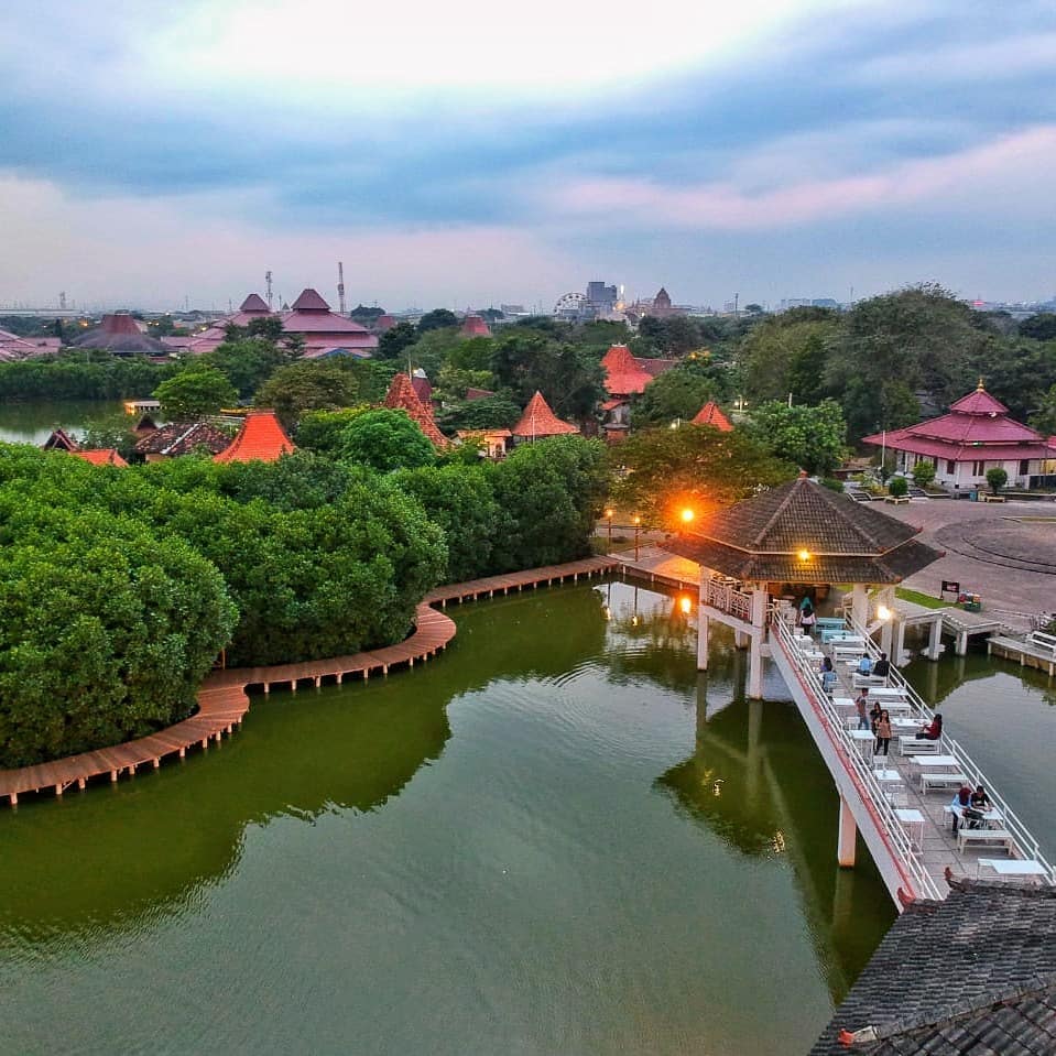 Grand Maerakaca, Destinasi Instagramable di Semarang yang Dapat