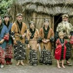 suku ainu jepang