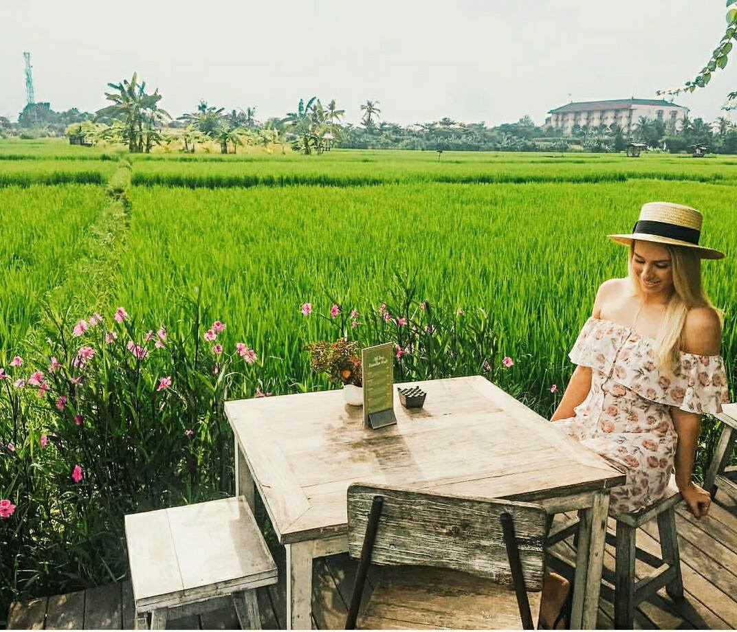 Restoran Tepi Sawah Di Bali Yang Miliki Banyak Spot Cantik