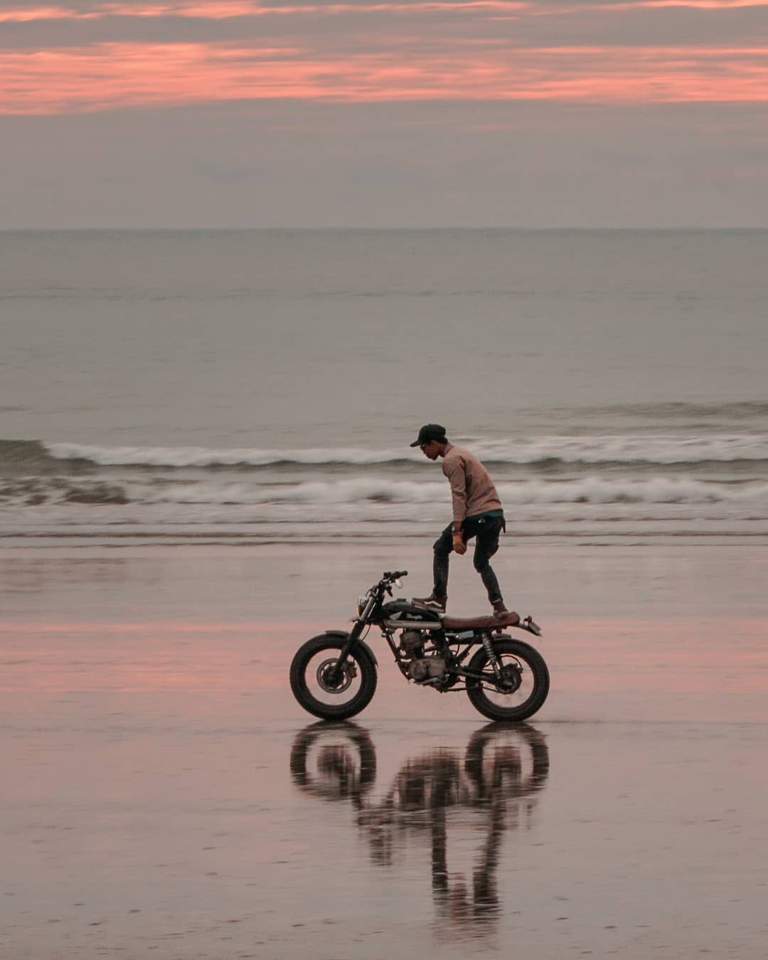 Kumpulan Foto Instagram Pantai Watu Parunu Membuat Anda Ingin