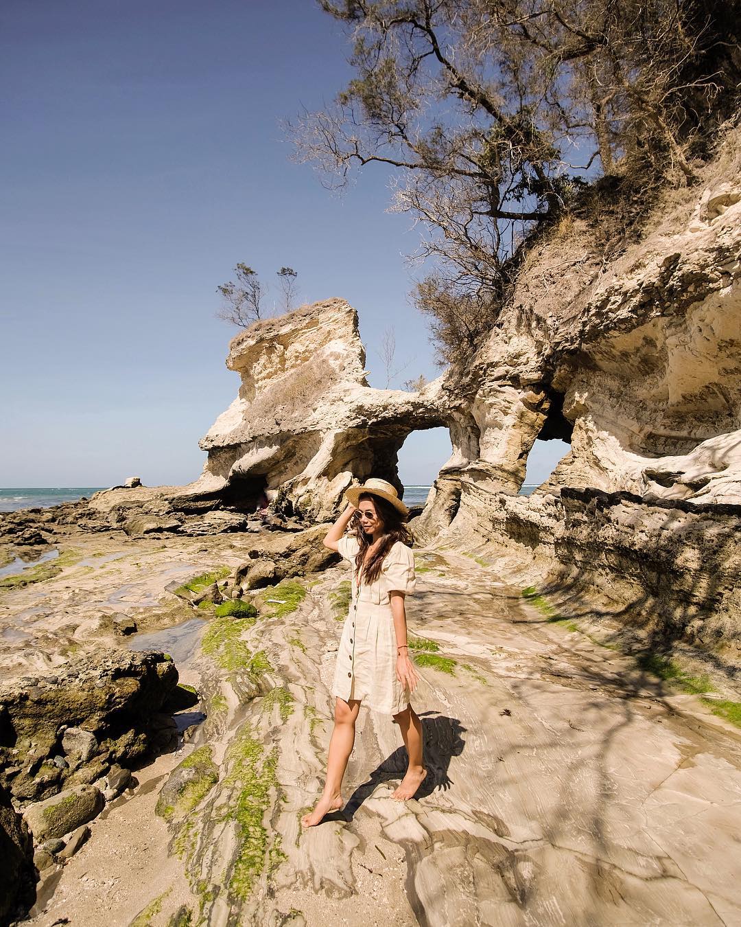 Kumpulan Foto Instagram Pantai Watu Parunu Membuat Anda Ingin