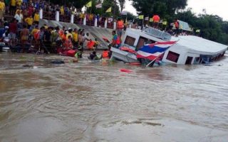 Kisah-kisah Memilukan Kapal Wisata Tenggelam Karena Kelebihan Muatan