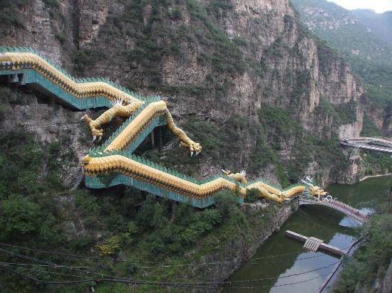 dragon escalator destinasi di beijing