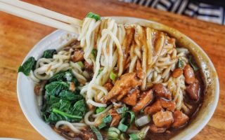 Mencicipi Mie Ayam Pak Dhe Wo Terkentul dan Termantul Se-Jogja mie ayam pak dhe wo