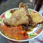 Belum sah jalan-jalan ke Bandung kalau belum coba makan