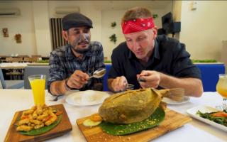 kata bule amerika tentang kuliner ekstrem Indonesia
