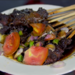 kata bule amerika tentang kuliner ekstrem Indonesia