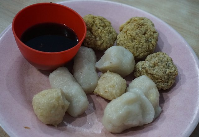 pempek legendaris di palembang