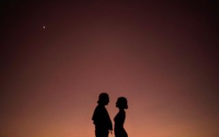 Romansa Adipati Dolken dan Vanesha saat Liburan di Tanah Sumba adipati dolken dan vanesha