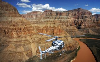 tur helikopter di grand canyon