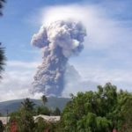 peta status gunung api di indonesia