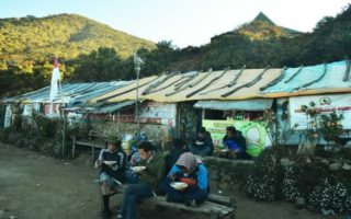 mbok yem gunung lawu