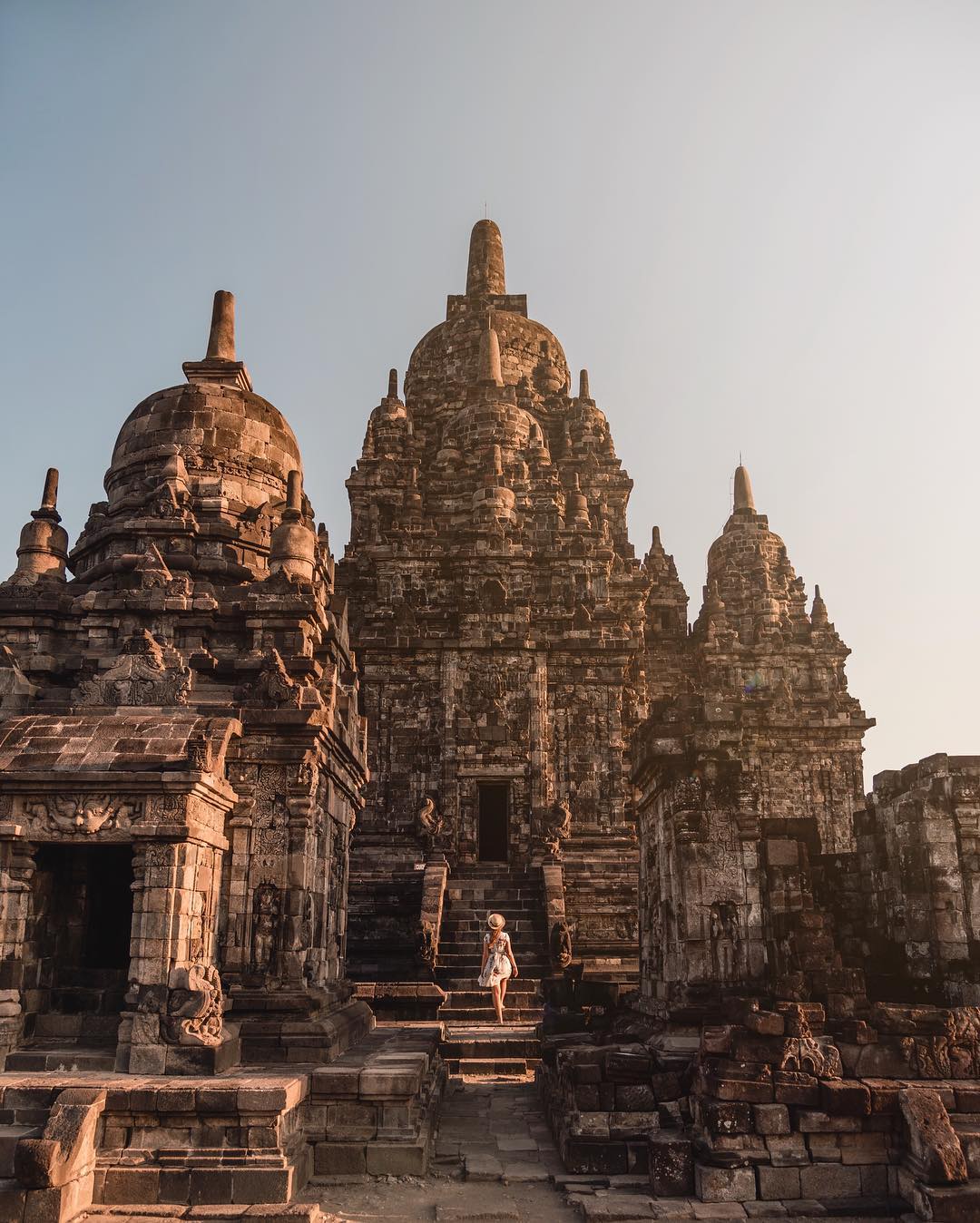 contoh foto instagramable Candi Sewu Spot Instagramable Dekat dengan Candi Prambanan