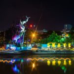 spot foto malam di surabaya