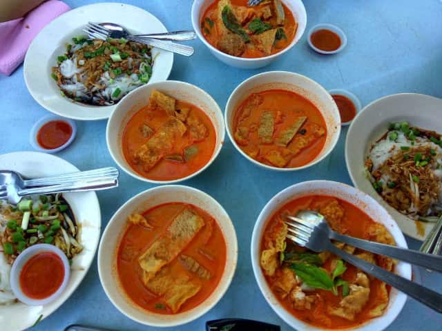 13 Tempat Kuliner Ipoh Malaysia Enak dan Murah