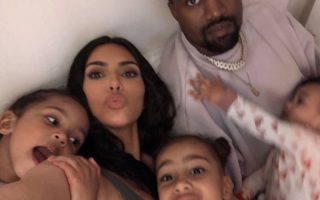 Kim Kadarshian Berlibur Ke Bali Lagi, Kali Ini Bersama Sang Suami Kanye West kim kadarshian liburan
