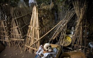 Misteri Makam Trunyan, Satu-satunya Pemakaman Terbuka di Bali misteri makam trunyan