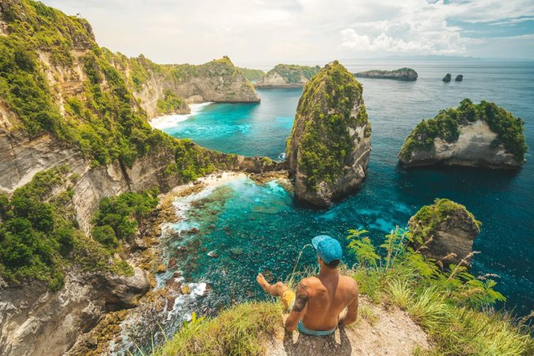  Tempat  Wisata  Backpacker Terbaik  di  Dunia  2022 Indonesia 