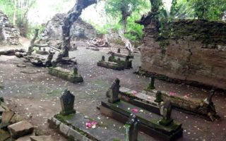 Istana Kematian Gunung Kelir, Lambang Cerita Cinta Memilukan Ratu Kelir cerita cinta memilukan