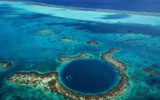 The Great Blue Hole, Titik Terdalam Bumi yang Masih Misterius The Great Blue Hole