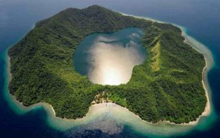 pulau satonda sumbawa
