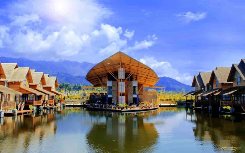 Kamojang Green Hotel  Resort Akomodasi Mewah  di Atas Danau