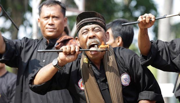 seni debus pusaka banten