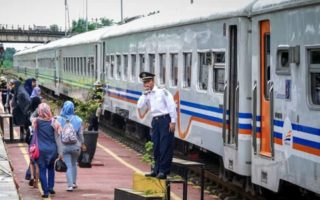 cara memesan tiket kereta lokal