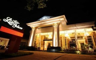 Liz Palace Inn Hotel Bandung, Menginap di Istana Megah Bumi Priangan liz palace inn hotel bandung