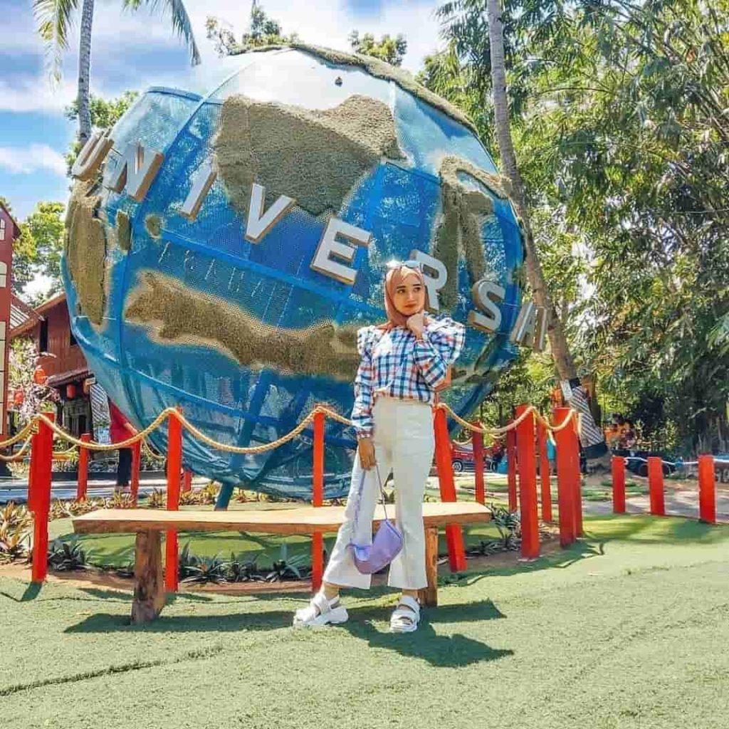 kampung bahasa borobudur