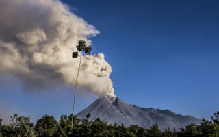 Kenapa Gunung Merapi Disebut Tak Pernah Ingkar Janji? Ini Asal Mulanya kenapa merapi disebut tak pernah ingkar janji