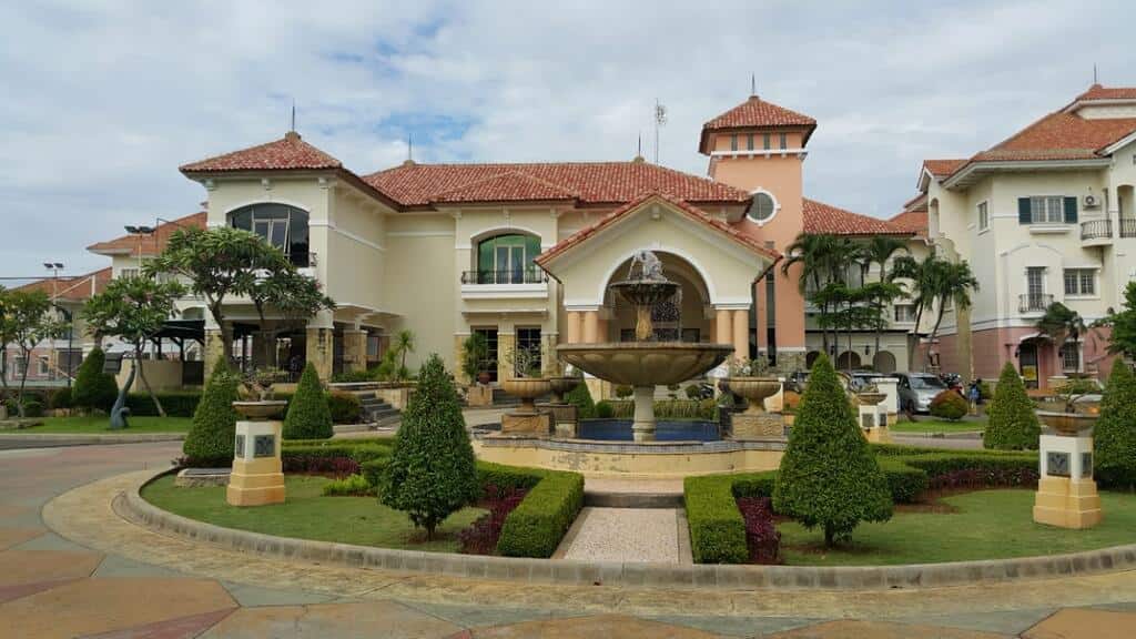 5 Villa Di Jakarta Untuk Staycation Seru Di Tengah Kota Saat Akhir Pekan